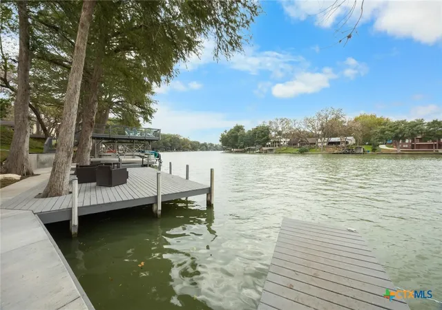 Photo 3 of Single family home for sale at 450 Three Oaks Rd, Seguin, TX 78155 | MLS# 627002 | Listing updated on 2026-10-05