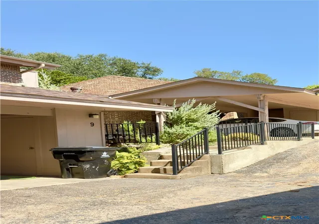 Photo 3 of Townhouse for sale at 4000 Hickory Rd #10, Temple, TX 76502 | MLS# 626596 | Listing updated on 2026-10-07