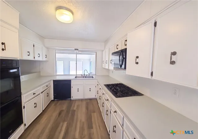 Photo 2 of Single family home for sale at 1500 Dallas St, Killeen, TX 76541 | MLS# 627066 | Listing updated on 2026-10-07