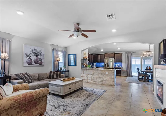 Photo 2 of Single family home for sale at 938 Pumpkin Ridge, New Braunfels, TX 78130 | MLS# 626719 | Listing updated on 2026-10-08