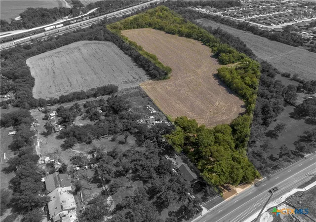 Photo 3 of Land for sale at 2409 S Martin Luther King Jr Dr, Temple, TX 76504 | MLS# 627021 | Listing updated on 2026-10-07
