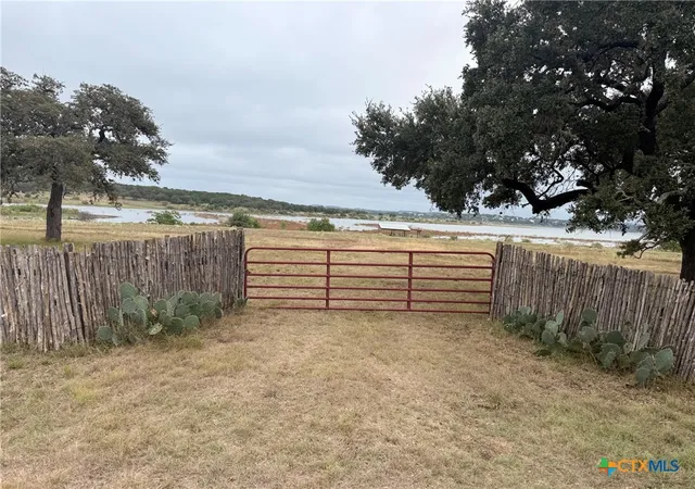 Land for sale at 4401 Potters Crk Rd, Canyon Lake, TX 78133 | MLS# 627086