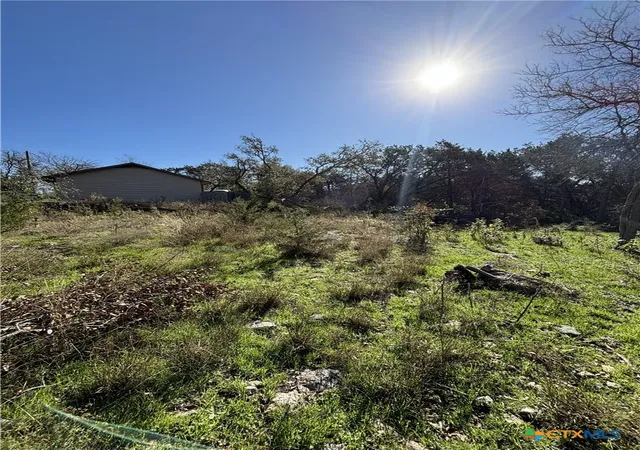 Photo 1 of Land for sale at 17 Cliffside Cir, Belton, TX 76513 | MLS# 627113 | Listing updated on 2026-10-07