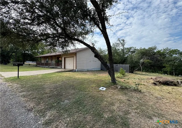 Photo 2 of Land for sale at 17 Cliffside Cir, Belton, TX 76513 | MLS# 627113 | Listing updated on 2026-10-07