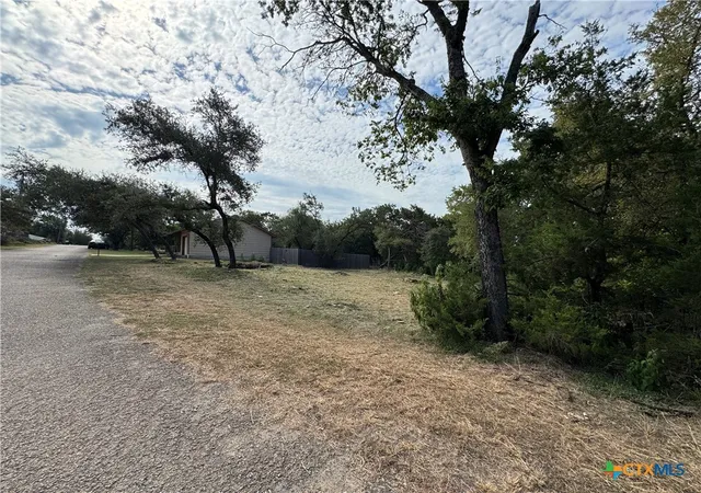Photo 3 of Land for sale at 17 Cliffside Cir, Belton, TX 76513 | MLS# 627113 | Listing updated on 2026-10-07
