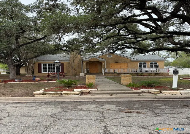 Photo 2 of Single family home for sale at 302 3rd Street, Cuero, TX 77954 | MLS# 627101 | Listing updated on 2026-10-08
