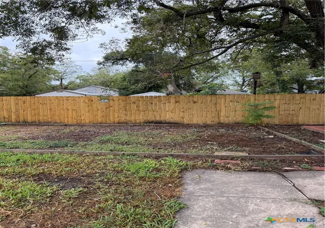 Photo 3 of Single family home for sale at 401 E Broadway, Cuero, TX 77954 | MLS# 627100 | Listing updated on 2026-10-08