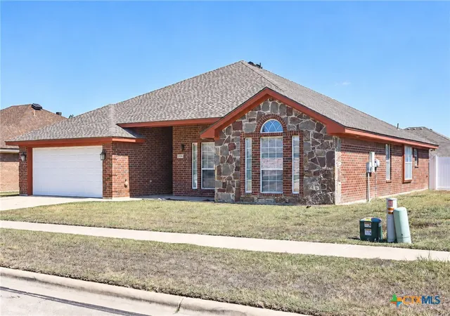 Photo 3 of Single family home for sale at 3104 Hydrangea Ave, Killeen, TX 76549 | MLS# 625453 | Listing updated on 2026-10-07