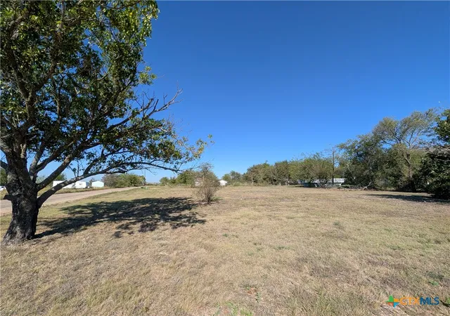 Land for sale at 520 S High St, Rogers, TX 76569 | MLS# 627164