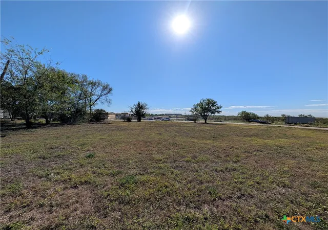 Photo 3 of Land for sale at 520 S High St, Rogers, TX 76569 | MLS# 627164 | Listing updated on 2026-10-07