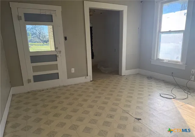 Photo 3 of Single family home for sale at 108 S Race St, Lampasas, TX 76550 | MLS# 627170 | Listing updated on 2026-10-06