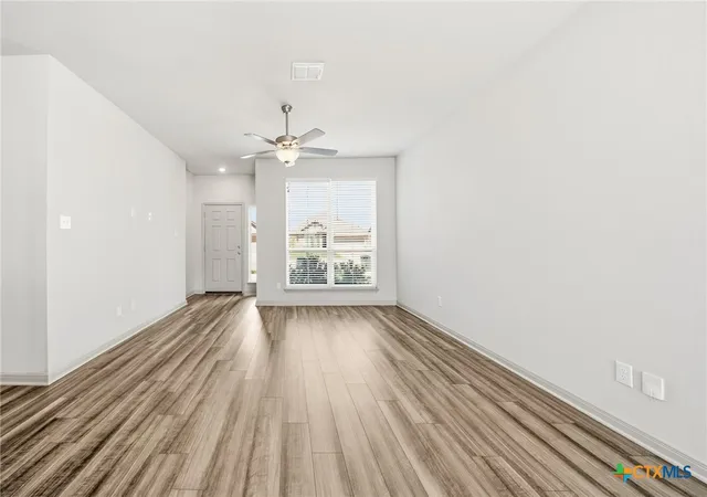 Photo 4 of Single family home for sale at 3038 Dade Loop, Temple, TX 76504 | MLS# 625955 | Listing updated on 2026-10-07