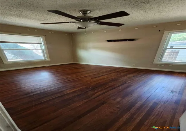 Photo 4 of Single family home for sale at 502 Mitchell St, Belton, TX 76513 | MLS# 627198 | Listing updated on 2026-10-07