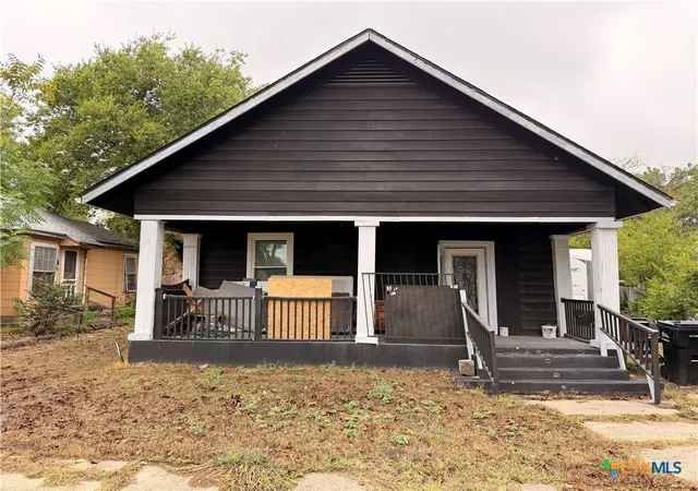 Single family home for sale at 920 S 9th Street, Temple, TX 76504 | MLS# 627162