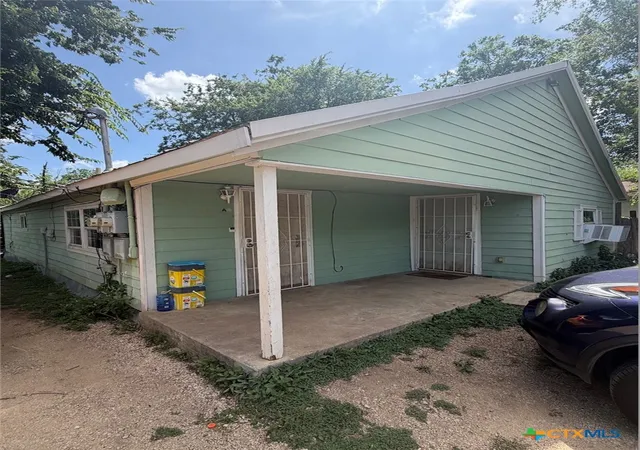 Photo 2 of Multi family home for sale at 526 W Ave C, Killeen, TX 76541 | MLS# 627201 | Listing updated on 2026-10-07
