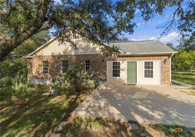 Photo 3 of Single family home for sale at 205 Homestead Rd, Kyle, TX 78640 | MLS# 627187 | Listing updated on 2026-10-07