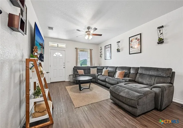 Photo 4 of Townhouse for sale at 5007 Rose Garden Loop, Killeen, TX 76542 | MLS# 627237 | Listing updated on 2026-10-07