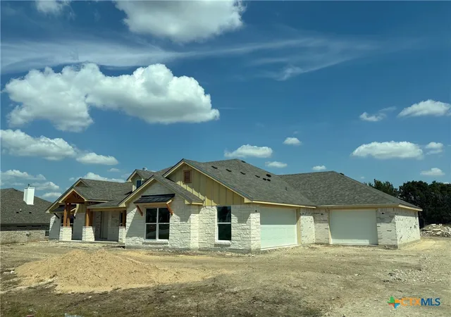 Single family home for sale at 4231 Cool Basin Rd, Kempner, TX 76539 | MLS# 627147 | Listing updated on 2026-10-07