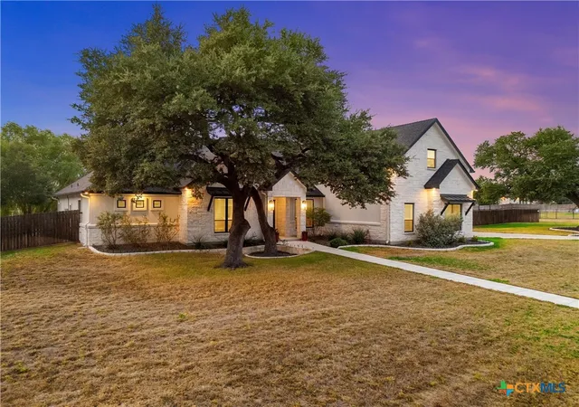 Photo 2 of Single family home for sale at 18 Cedro Cir, Belton, TX 76513 | MLS# 627258 | Listing updated on 2026-10-07