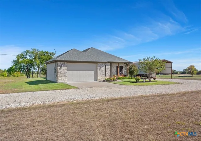 Photo 4 of Single family home for sale at 6565 Mother Neff Pkwy, Mc Gregor, TX 76657 | MLS# 627260 | Listing updated on 2026-10-08