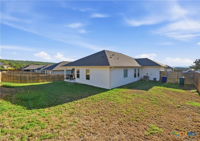 Photo 8 of Single family home for sale at 114 Bobby Lou Ln, Copperas Cove, TX 76522 | MLS# 626522 | Listing updated on 2026-10-07