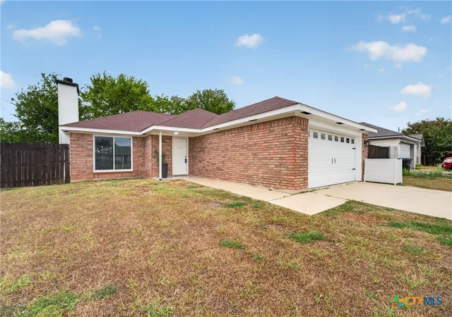 Single family home for sale at 607 Lisa Ln, Killeen, TX 76543 | MLS# 627266