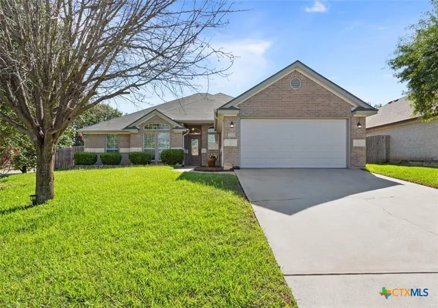 Photo 1 of Single family home for sale at 2001 Stonehenge Dr, Harker Heights, TX 76548 | MLS# 627246 | Listing updated on 2026-10-08