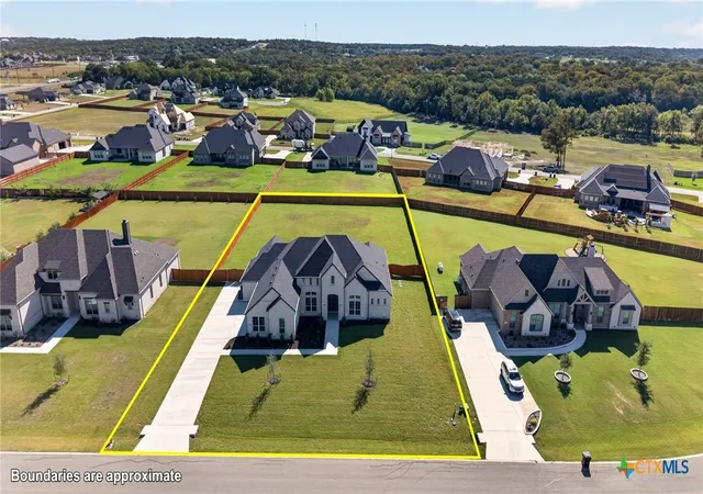 Photo 3 of Single family home for sale at 7001 Louis Qualls Ln, Temple, TX 76502 | MLS# 627270 | Listing updated on 2026-10-08