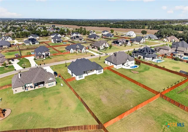 Photo 4 of Single family home for sale at 7001 Louis Qualls Ln, Temple, TX 76502 | MLS# 627270 | Listing updated on 2026-10-08