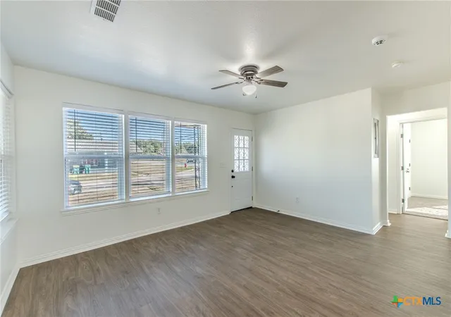 Photo 3 of Single family home for sale at 2526 Oak Dr, Gatesville, TX 76528 | MLS# 627017 | Listing updated on 2026-10-08