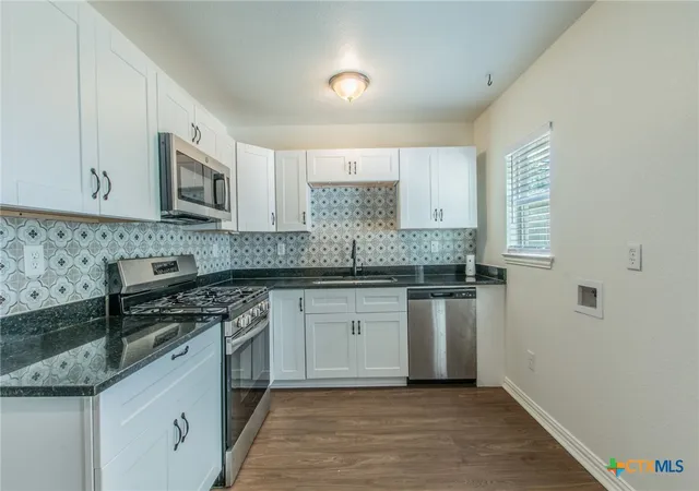 Photo 4 of Single family home for sale at 2526 Oak Dr, Gatesville, TX 76528 | MLS# 627017 | Listing updated on 2026-10-08