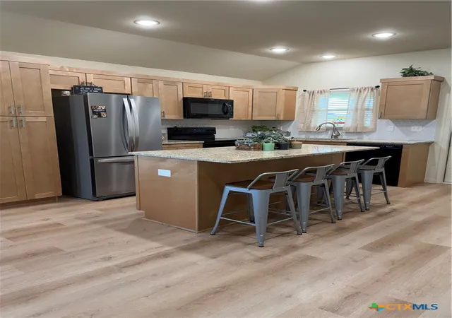 Photo 4 of Single family home for sale at 108 Boulder Ridge Dr, Cuero, TX 77954 | MLS# 627291 | Listing updated on 2026-10-08