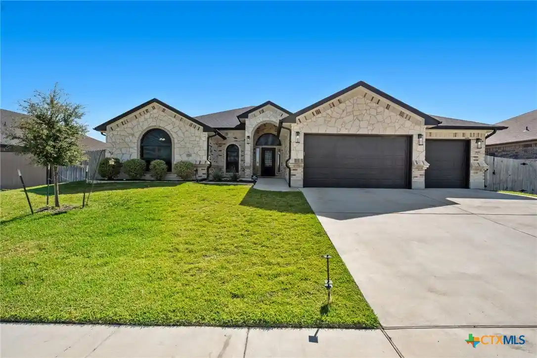 Photo 1 of Single family home for sale at 7711 Silicon Dr, Killeen, TX 76542 | MLS# 627391 | Listing updated on 2026-10-29