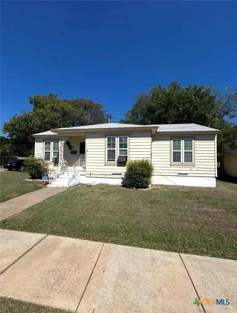 Photo 1 of Single family home for sale at 901 Nolan Ave, Killeen, TX 76541 | MLS# 627413 | Listing updated on 2026-10-22