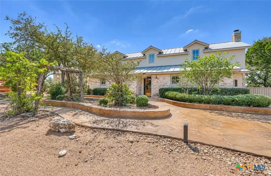 Photo 1 of Single family home for sale at 2119 Lariat Ridge, New Braunfels, TX 78132 | MLS# 627143 | Listing updated on 2026-10-16
