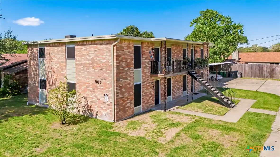Photo 1 of Multi family home for sale at 905 Simpson Rd, Victoria, TX 77904 | MLS# 627312 | Listing updated on 2026-10-21