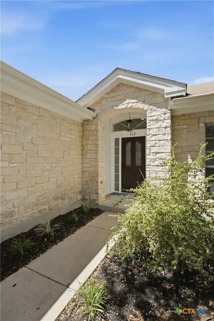 Photo 1 of Single family home for sale at 312 Debora Dr, Georgetown, TX 78628 | MLS# 626112 | Listing updated on 2026-10-13