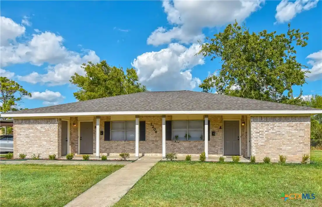 Photo 1 of Multi family home for sale at 2206 Lova Dr, Victoria, TX 77901 | MLS# 627688 | Listing updated on 2026-10-14