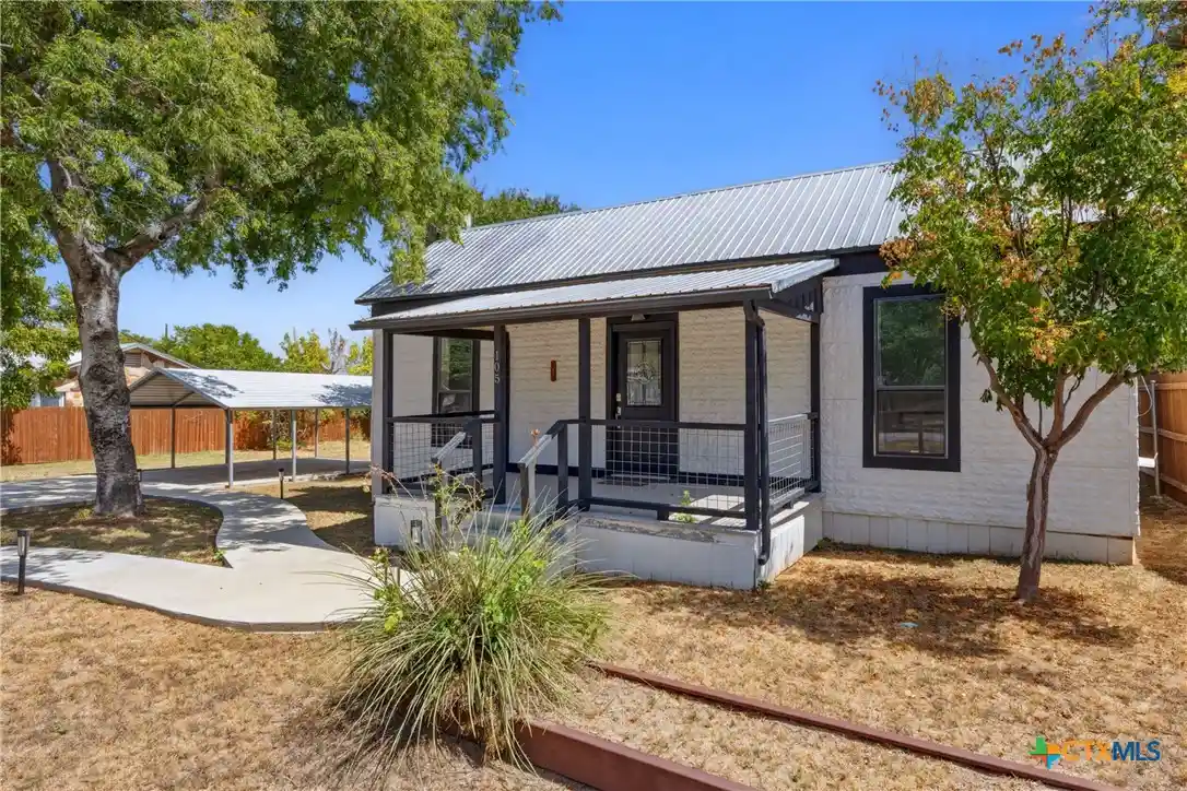 Single family home for sale at 105 Ranchview Dr, Johnson City, TX 78636 | MLS# 627747