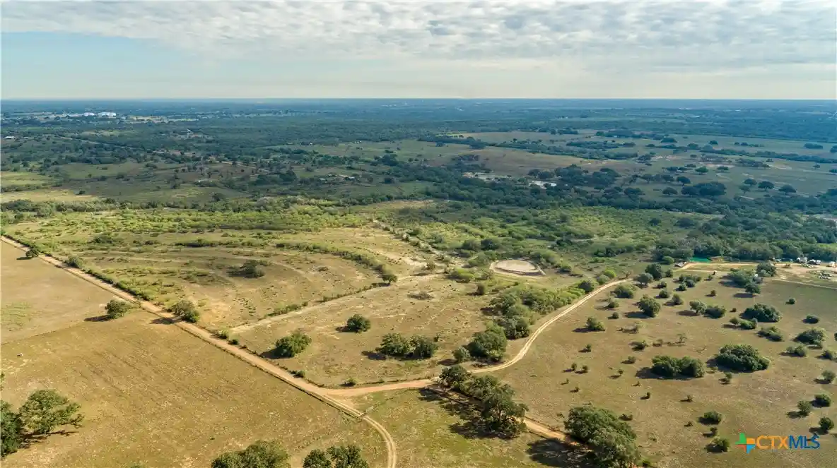 Land for sale at 1116 Earl Williams Rd, Cuero, TX 77954 | MLS# 627809
