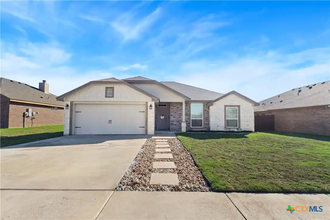 Single family home for sale at 4504 Molly Dyer Dr, Killeen, TX 76549 | MLS# 627810