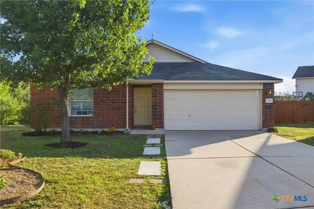 Photo 1 of Single family home for sale at 1010 Meandering Crk Cvs, Georgetown, TX 78626 | MLS# 627669 | Listing updated on 2026-10-16