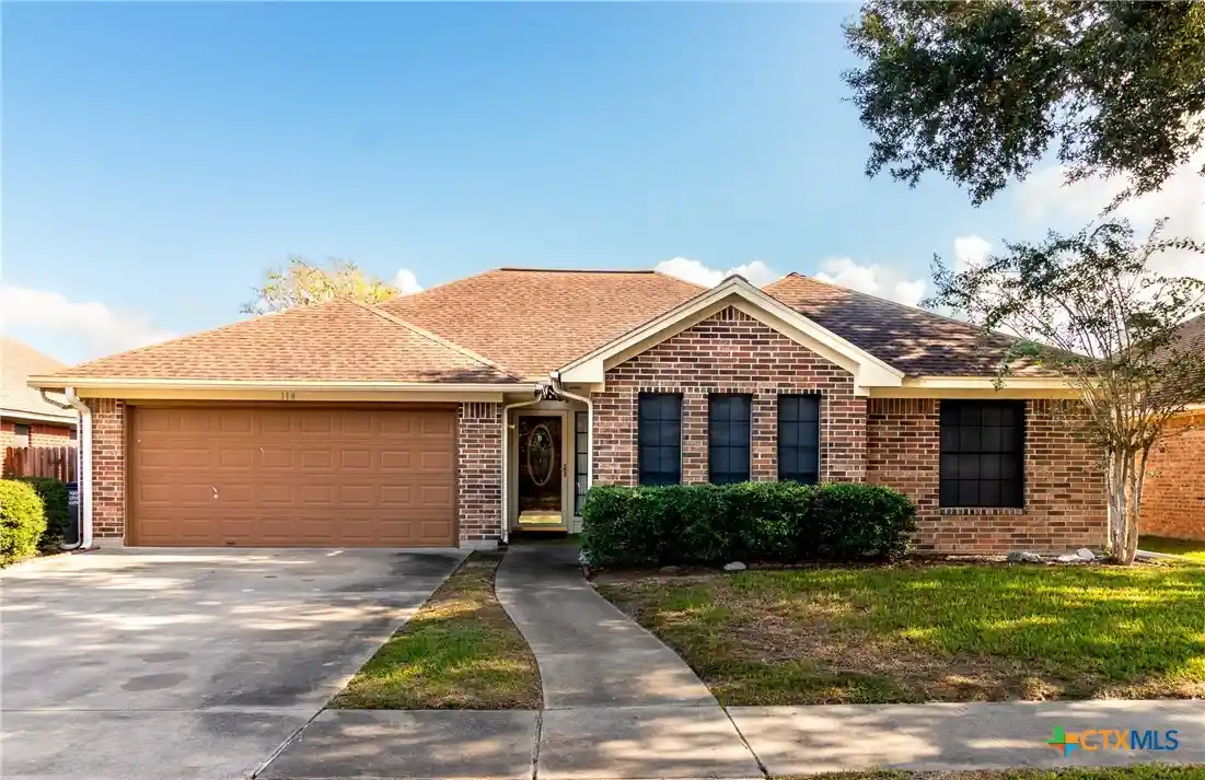 Photo 1 of Single family home for sale at 114 Bridle Ln, Victoria, TX 77904 | MLS# 627959 | Listing updated on 2026-10-19