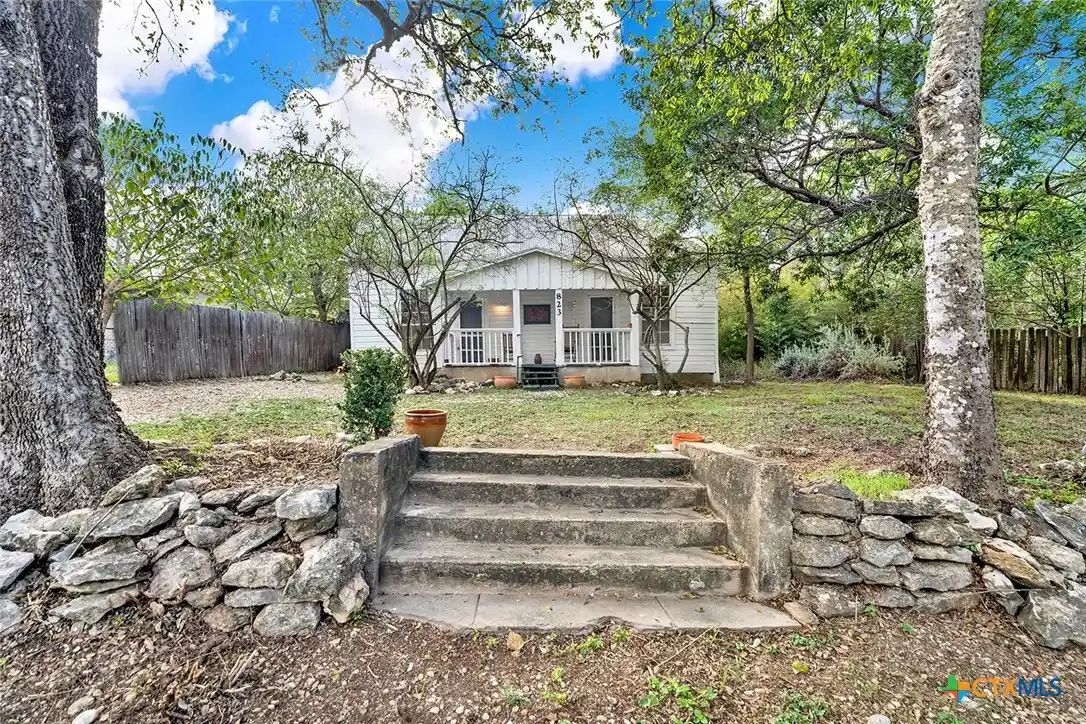 Photo 1 of Single family home for sale at 823 Midway St, San Marcos, TX 78666 | MLS# 628258 | Listing updated on 2026-10-24