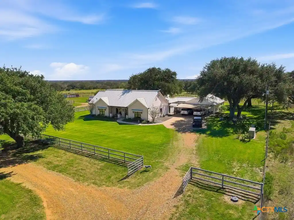 Single family home for sale at 000 Kaiser Adams Rd, Yoakum, TX 77995 | MLS# 628452