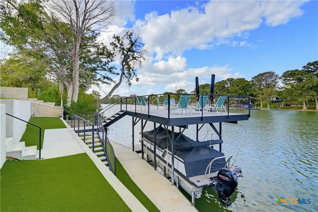 Photo 1 of Single family home for sale at 951 Reiley Rd, Seguin, TX 78155 | MLS# 628366 | Listing updated on 2026-10-24