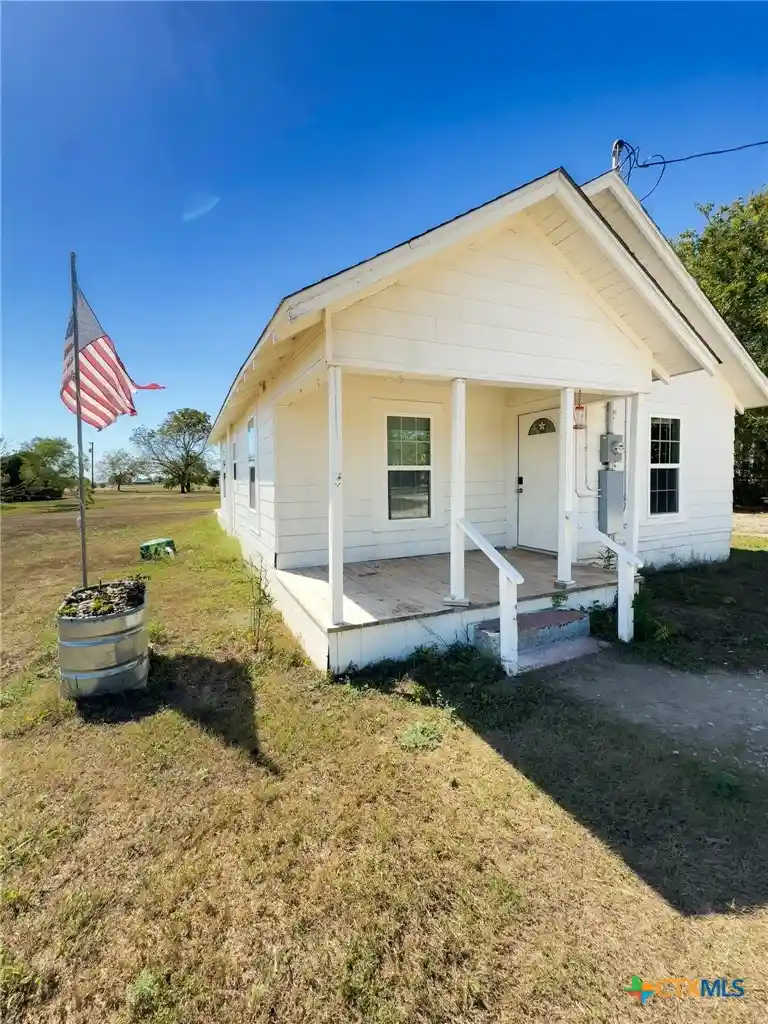 Photo 1 of Single family home for sale at 150 Fm 1996, Oglesby, TX 76561 | MLS# 627682 | Listing updated on 2026-10-27