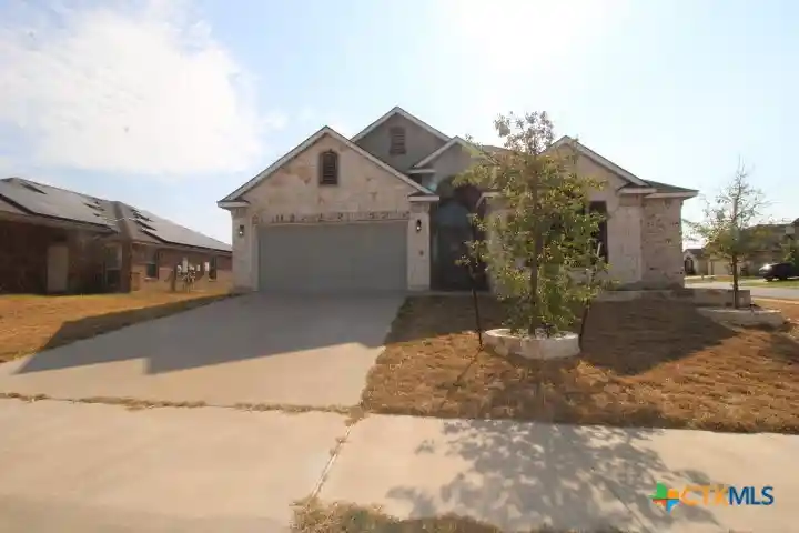 Single family home for sale at 5308 Hacienda Dr, Killeen, TX 76549 | MLS# 628891