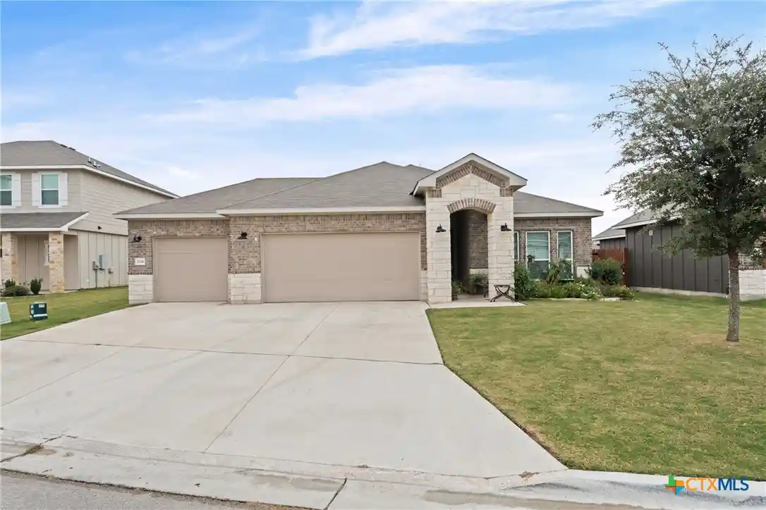 Single family home for sale at 2021 Collard Ct, Temple, TX 76502 | MLS# 628909