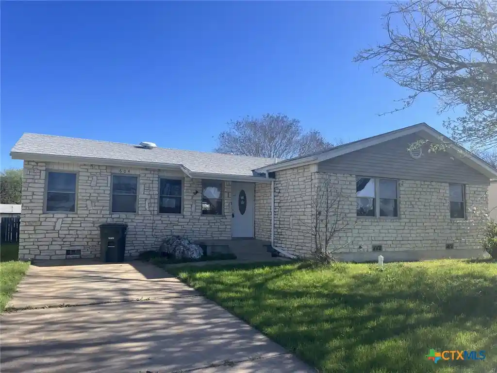 Single family home for sale at 604 W Ave A, Copperas Cove, TX 76522 | MLS# 628927